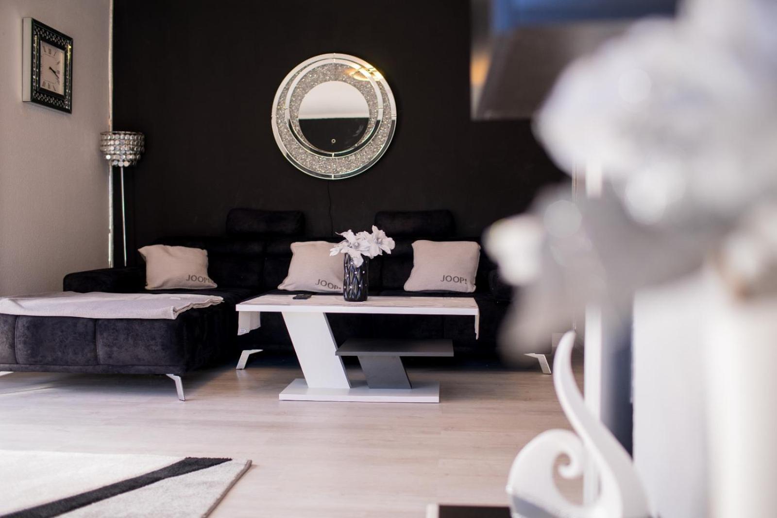 Zum Kaeutzchen 120Qm Ferienhaus 8 Personen 4 Schlafzimmer Nossentiner Huette Exteriér fotografie