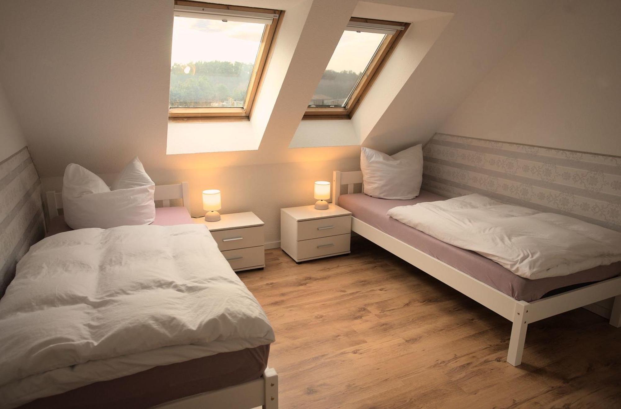 Zum Kaeutzchen 120Qm Ferienhaus 8 Personen 4 Schlafzimmer Nossentiner Huette Exteriér fotografie